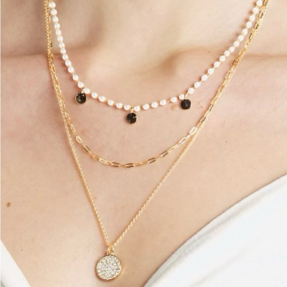 ‼️SOLD‼️Towne & Reese Bridgette Gold Layering Necklace - Picture 2 of 2